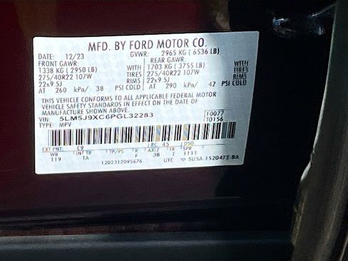 Used 2023 Lincoln Aviator Black Label w/ Dynamic Handling Package AWD/4WD image 35