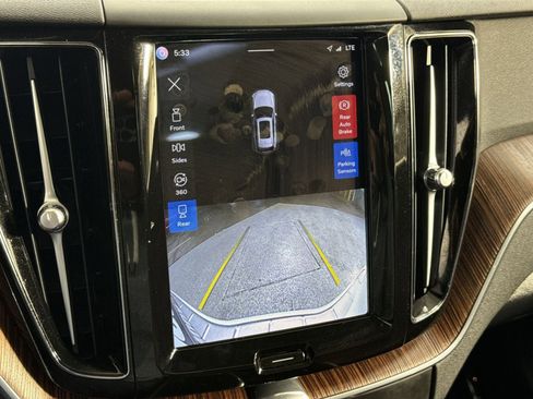 Used 2023 Volvo XC60 B5 Plus w/ Climate Package image 23
