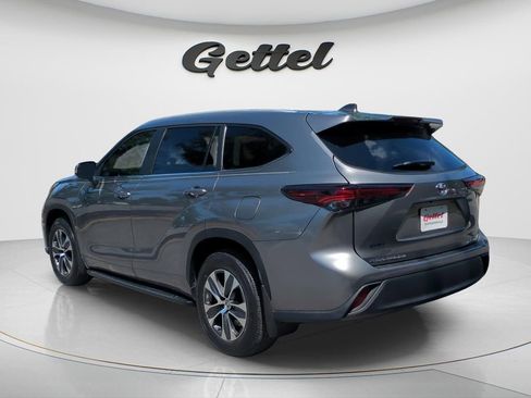 Certified 2026 Toyota Highlander XLE AWD/4WD image 7