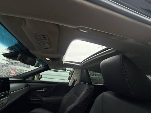 Used 2022 Lexus ES 350 w/ Premium Package FWD image 31