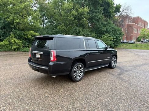 Used 2018 GMC Yukon XL Denali w/ Open Road Package AWD/4WD image 24