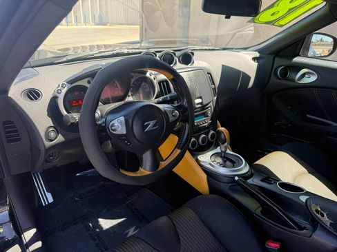 Used 2018 Nissan 370Z Coupe w/ Z34 Heritage Edition - Black RWD image 7