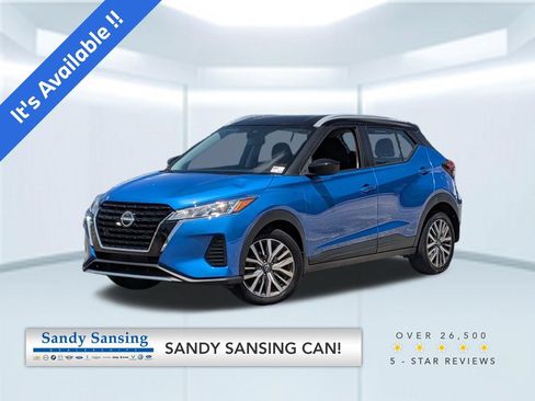 Certified 2023 Nissan Kicks SV FWD image 1