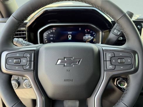 New 2026 Chevrolet Silverado 2500 ZR2 AWD/4WD image 35