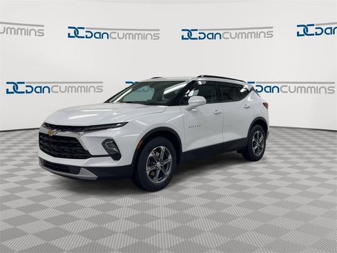Used 2024 Chevrolet Blazer LT w/ Convenience Package image 4