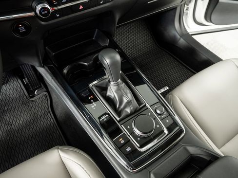 Used 2024 MAZDA CX-30 AWD 2.5 S w/ Preferred Package image 16