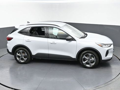 Used 2025 Ford Escape ST-Line image 47