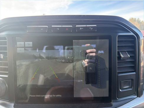 Used 2022 Ford F150 Lariat w/ Equipment Group 502A High image 29