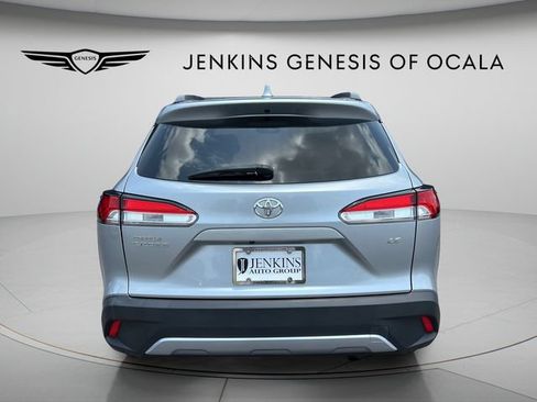 Used 2022 Toyota Corolla Cross LE FWD image 4