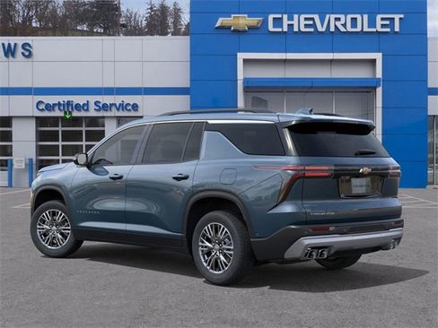 New 2026 Chevrolet Traverse LT image 3