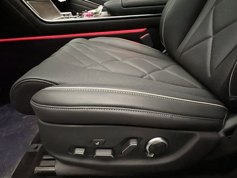 New 2026 Genesis GV80 3.5T Prestige AWD/4WD image 10