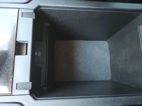 Used 2025 Mitsubishi Outlander SE FWD image 31