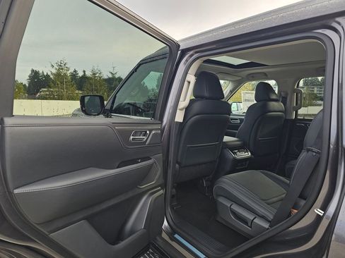 New 2026 INFINITI QX80 Pure image 26