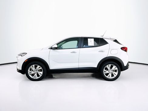 Used 2025 Buick Encore GX Preferred image 4