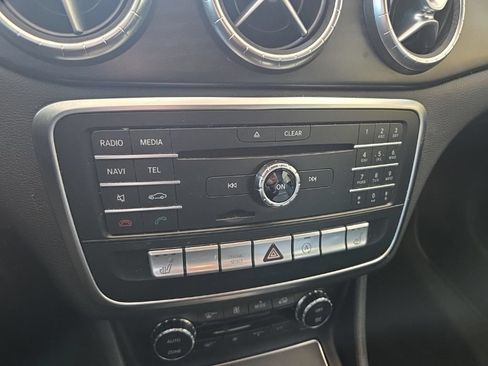 Used 2019 Mercedes-Benz CLA 250 4MATIC image 11