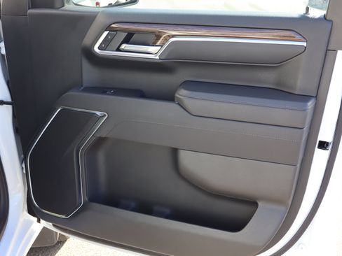 Certified 2025 Chevrolet Silverado 1500 LT image 34