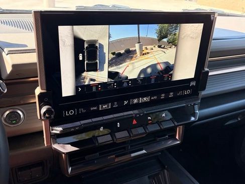 Used 2025 GMC Hummer EV 2X AWD/4WD image 19