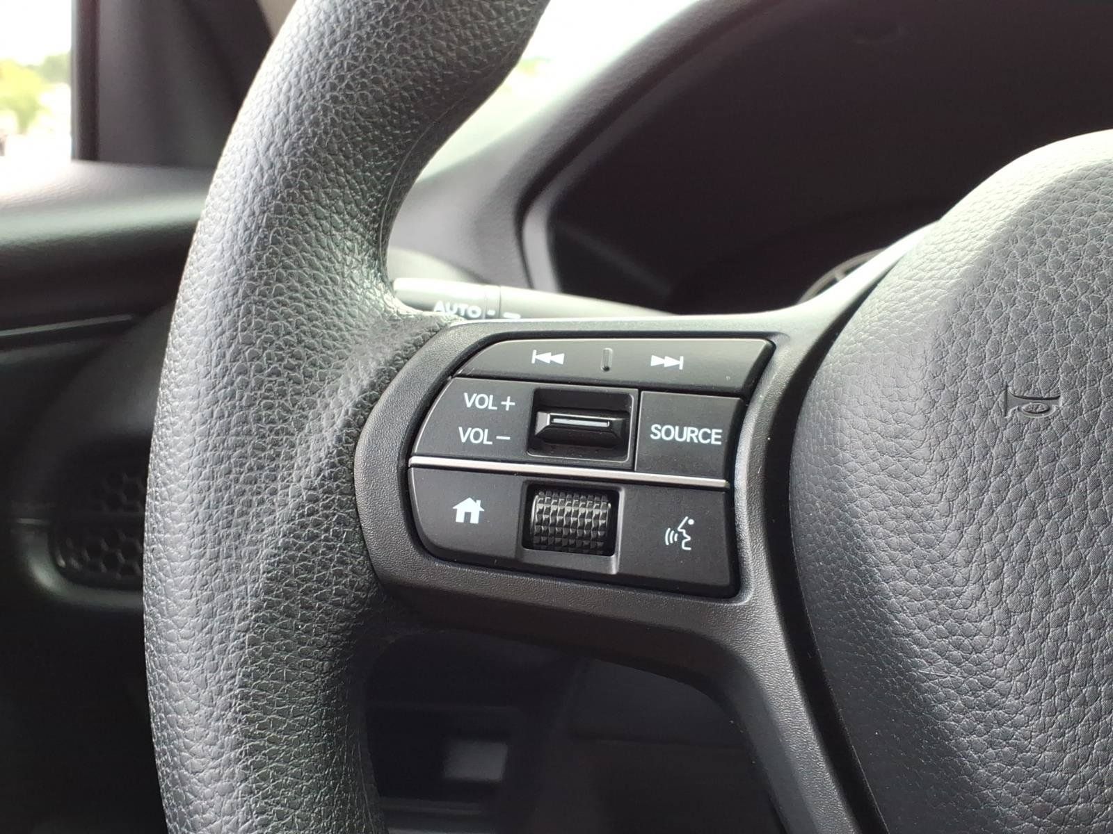 Certified 2024 Honda HR-V LX image 23