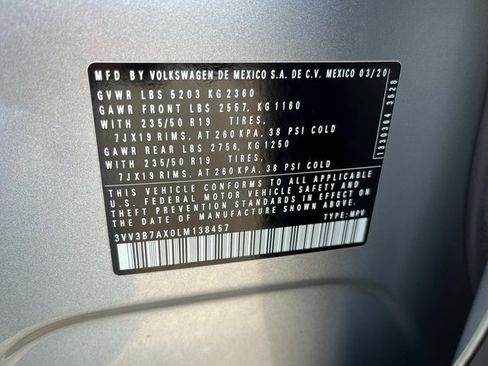 Certified 2020 Volkswagen Tiguan SEL image 28