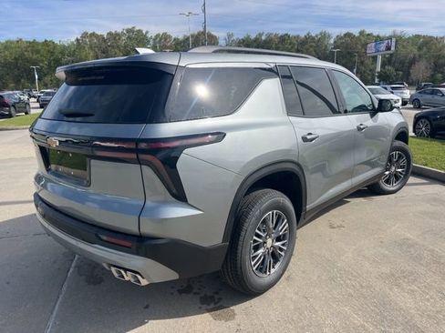 New 2026 Chevrolet Traverse LT image 9