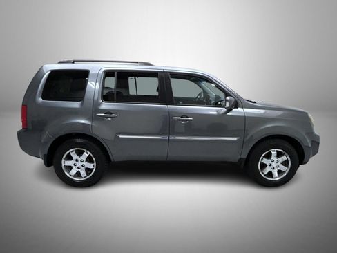 Used 2011 Honda Pilot Touring image 4