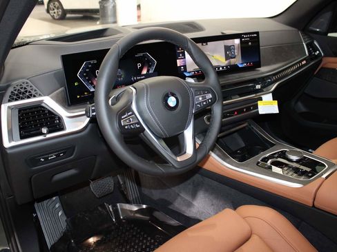 Used 2026 BMW X5 sDrive40i RWD image 11