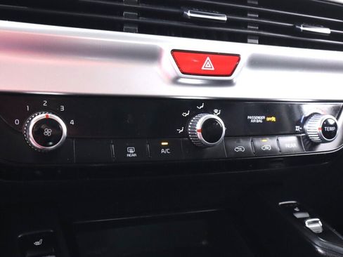 Used 2020 Kia Telluride S AWD/4WD image 22