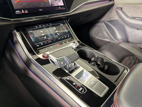 Used 2021 Audi RS Q8 image 16