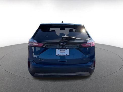 Used 2024 Ford Edge SEL image 12