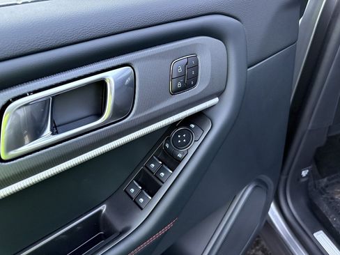 New 2026 Ford Explorer ST-Line w/ ST-Line Street Pack image 16