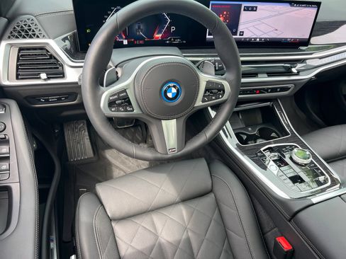 Used 2026 BMW X5 xDrive50e AWD/4WD image 42