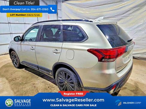 Used 2020 Mitsubishi Outlander AWD image 3