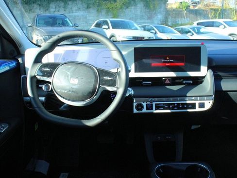 New 2024 Hyundai Ioniq 5 SEL image 19