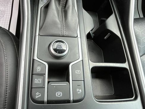 Used 2022 Kia Sorento EX w/ Panoramic Sunroof Package FWD image 24