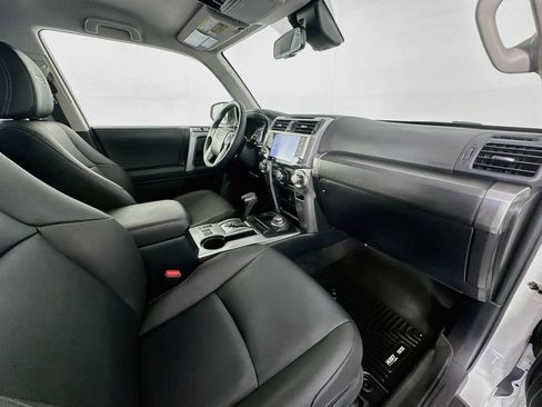 Certified 2024 Toyota 4Runner TRD Sport AWD/4WD image 28