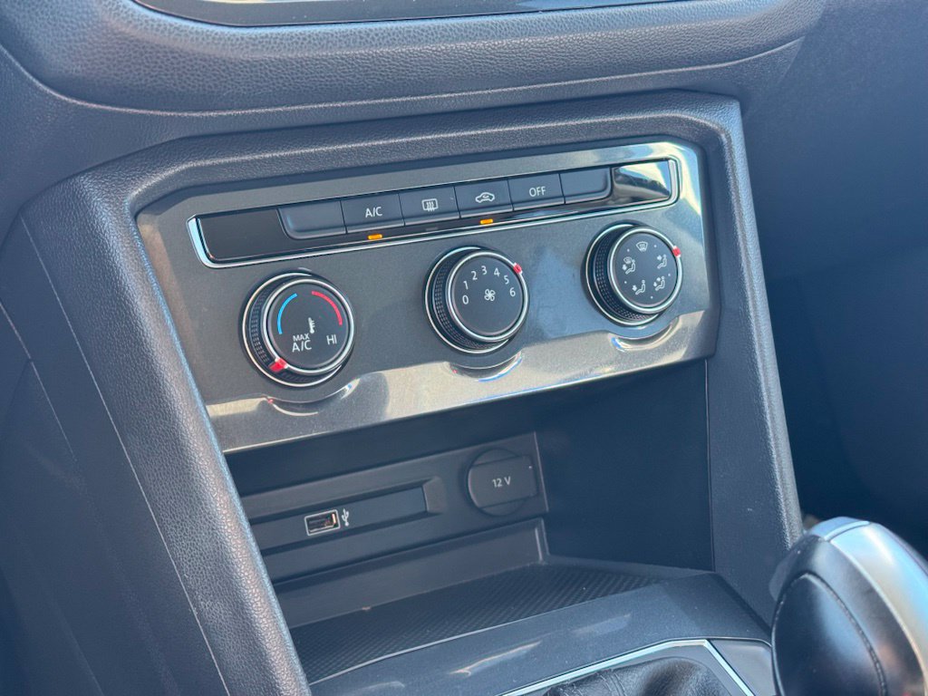 Used 2019 Volkswagen Tiguan S w/ Driver Assistance Package FWD image 15
