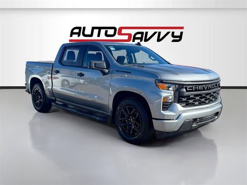 Used 2025 Chevrolet Silverado 1500 Custom w/ Turbomax Blackout Package image 1