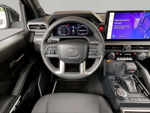 Used 2025 Toyota Tacoma TRD Off-Road w/ TRD Off Road Upgrade Package AWD/4WD image 9