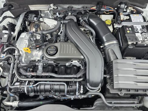 New 2026 Volkswagen Taos SE FWD image 26