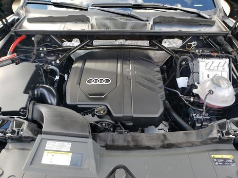 Used 2025 Audi Q5 2.0T Premium image 17