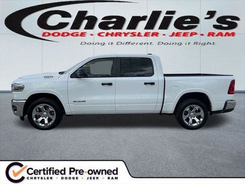 Certified 2025 RAM 1500 Big Horn AWD/4WD image 1