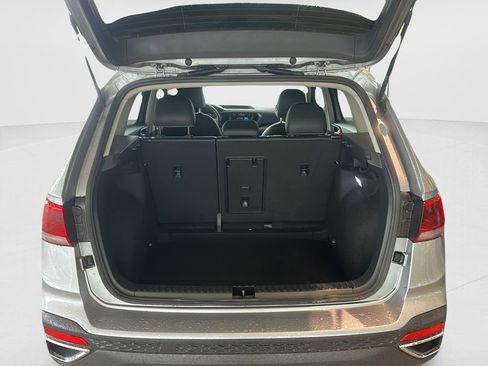Certified 2024 Volkswagen Taos SE FWD image 13