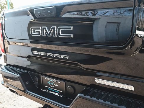 Used 2024 GMC Sierra 1500 Elevation w/ X31 Off-Road Package AWD/4WD image 38