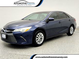 Used 2017 Toyota Camry LE FWD video 1