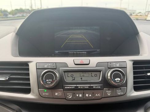 Used 2016 Honda Odyssey EX-L image 19
