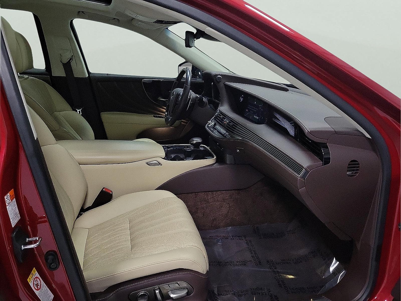 Used 2018 Lexus LS 500 w/ Luxury Package RWD image 11