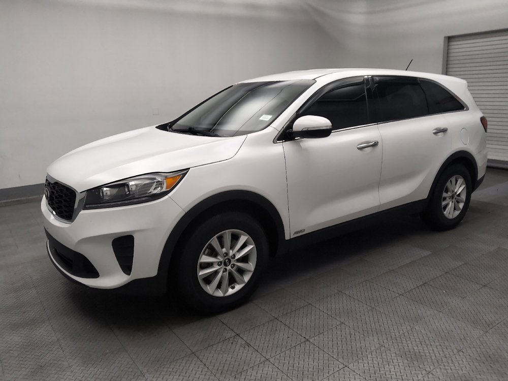 Used 2019 Kia Sorento AWD image 2