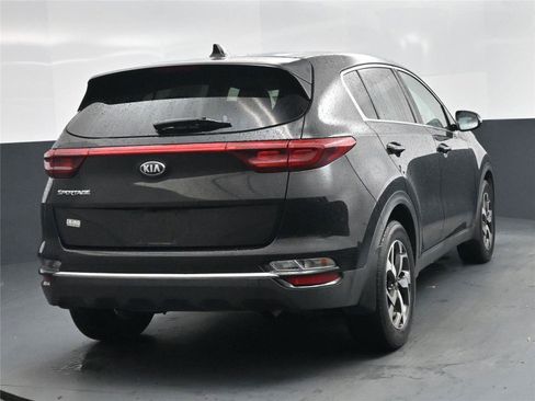 Used 2020 Kia Sportage LX w/ LX Popular Package image 19