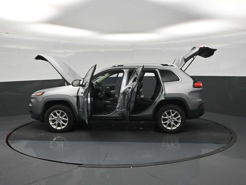 Used 2014 Jeep Cherokee Latitude AWD/4WD image 53
