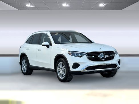 New 2026 Mercedes-Benz GLC 300 image 6